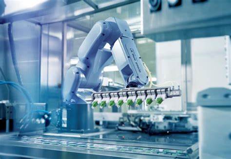 醫(yī)藥工業(yè)“鏈”上數(shù)智化！7部門發(fā)文釋放新信號(hào)